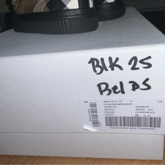 Worn once in the house for Birthday. Excellent condition. 100% authentic - Picture 2 of 3